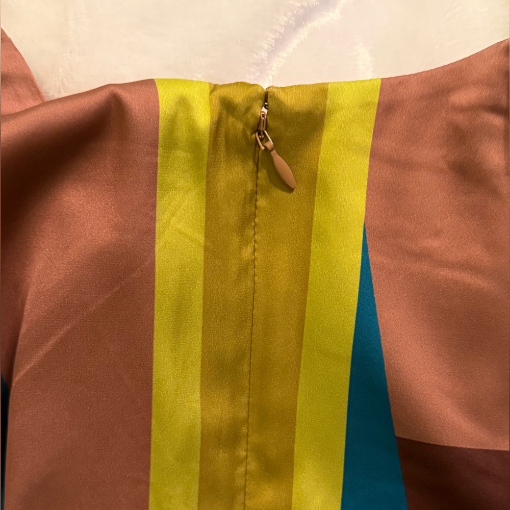 Express Multicolor Wrap Top - Picture 8 of 8